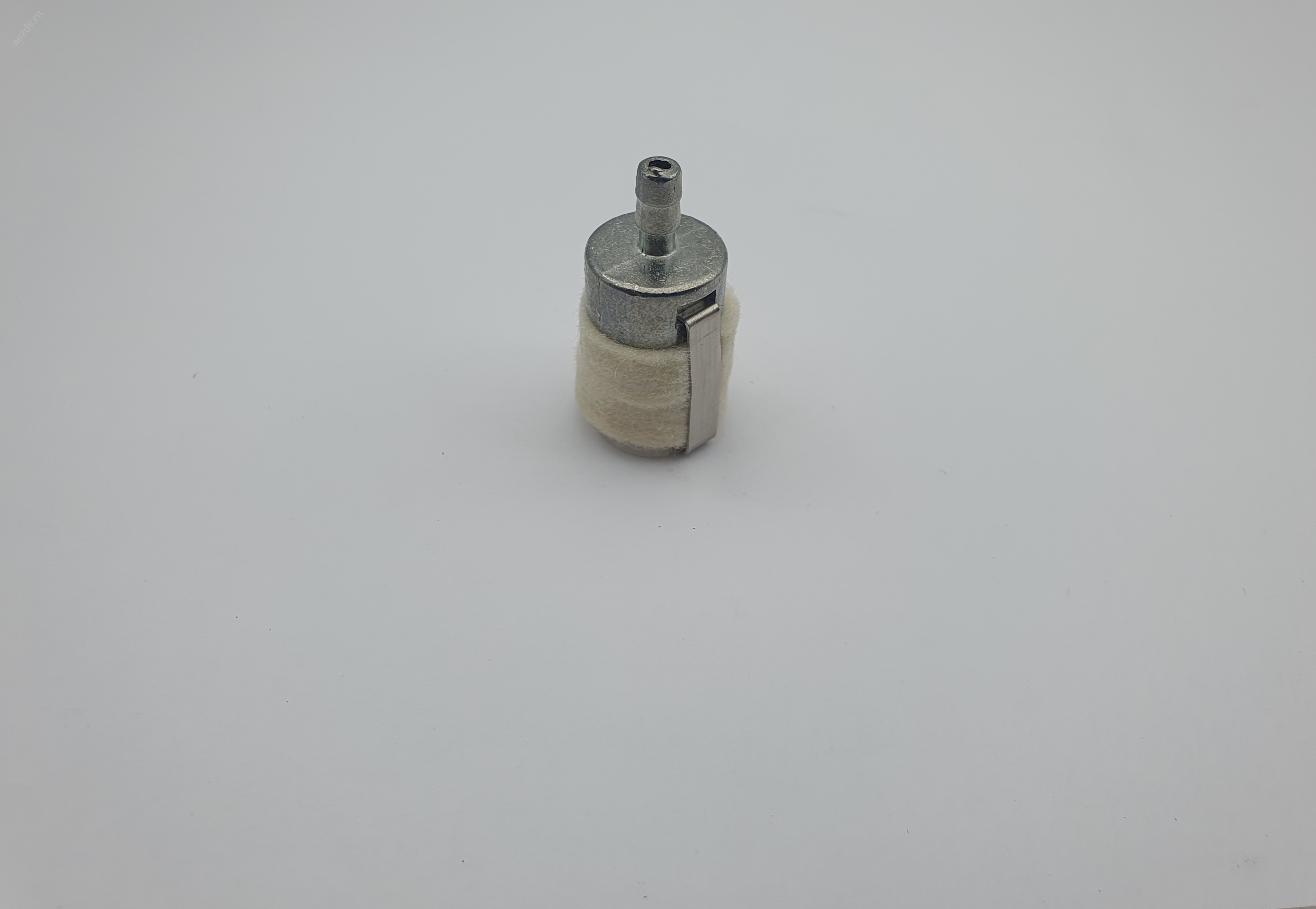 Фильтр топливный для бензопилы (L-24мм, h-15мм, d-5,4мм)