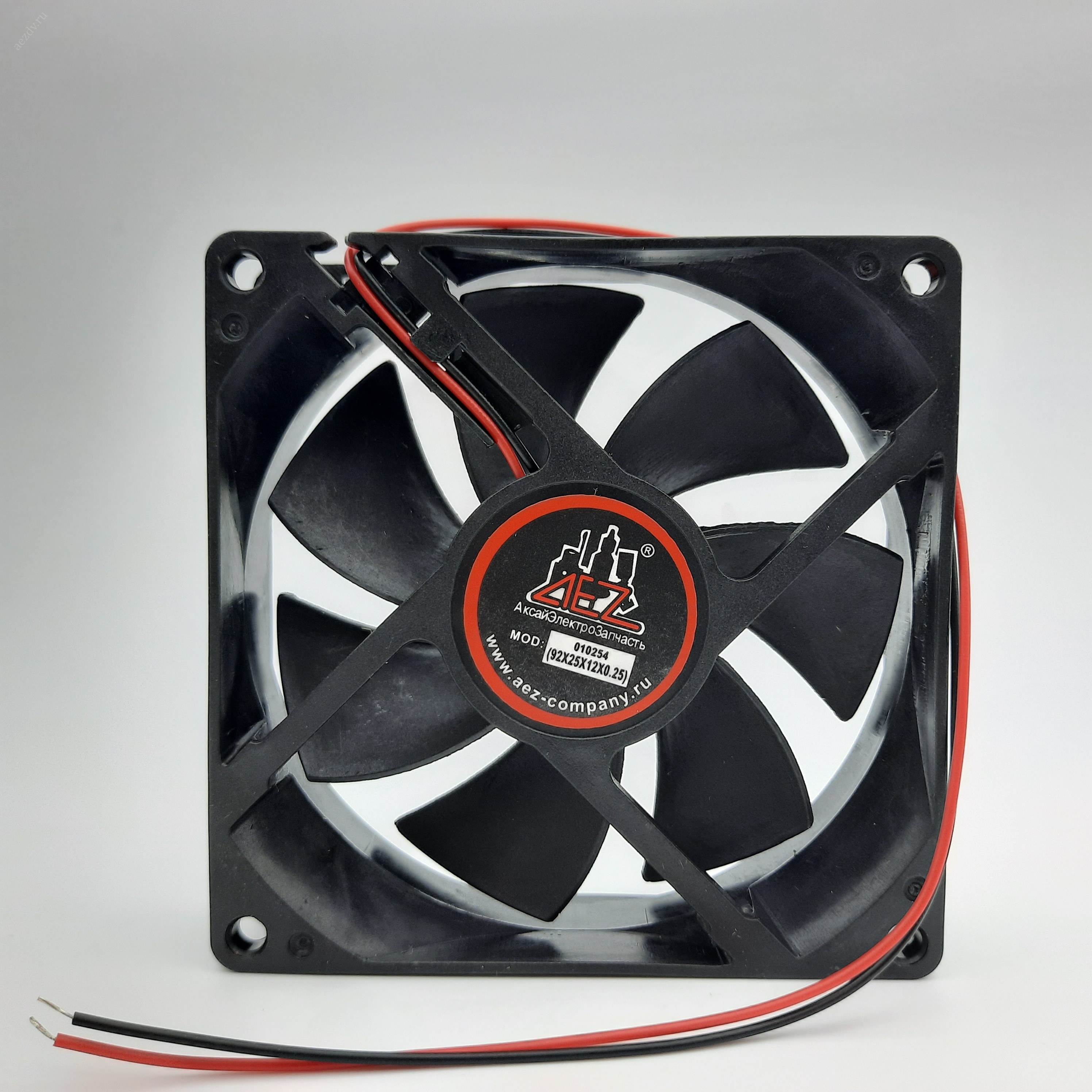 Вентилятор (кулер) для охлаждения техники (92х25х12х0,25)