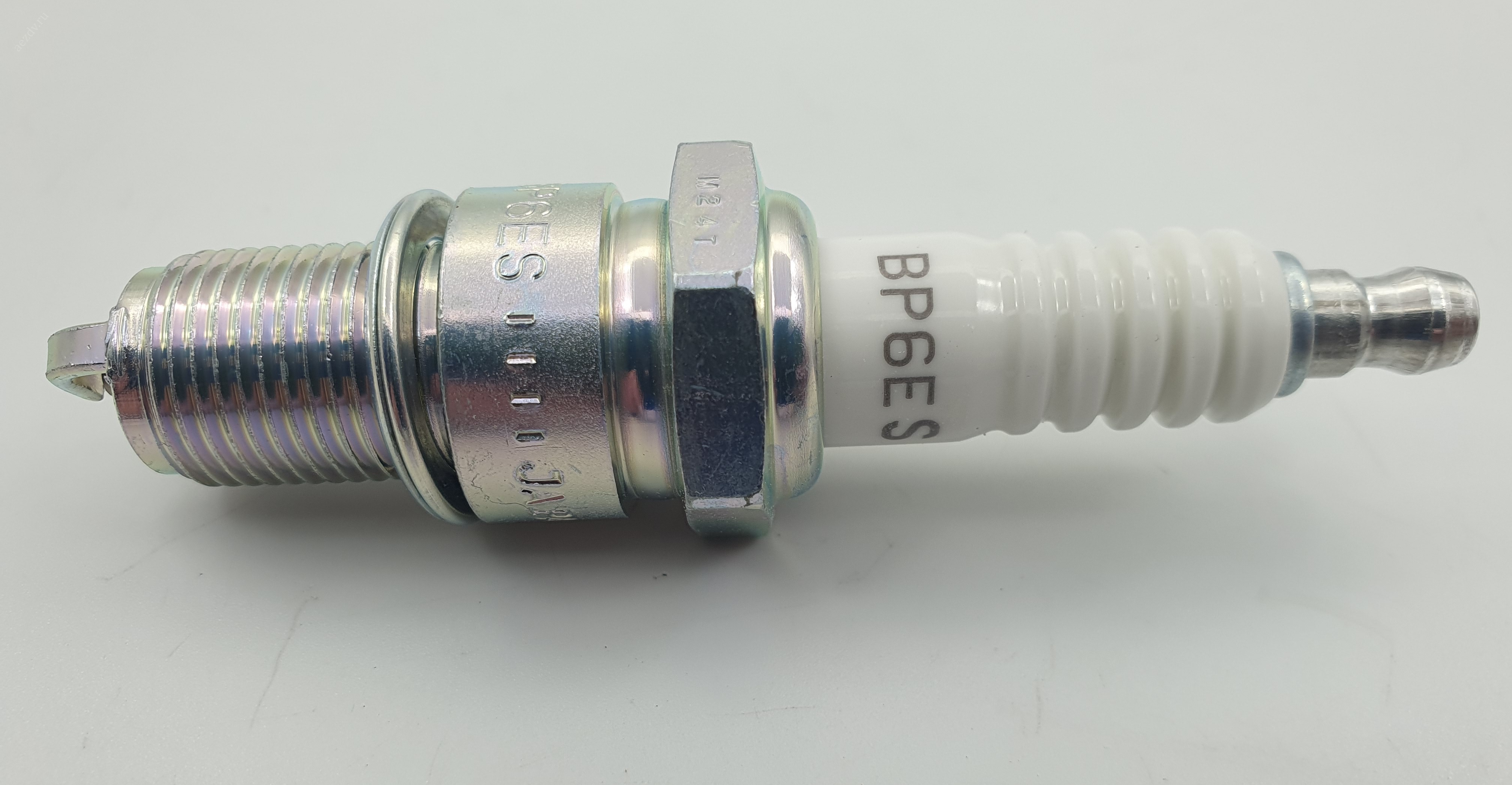 Свеча BP6ES M14*1,25 19,0mm (под ключ 21мм) NGK