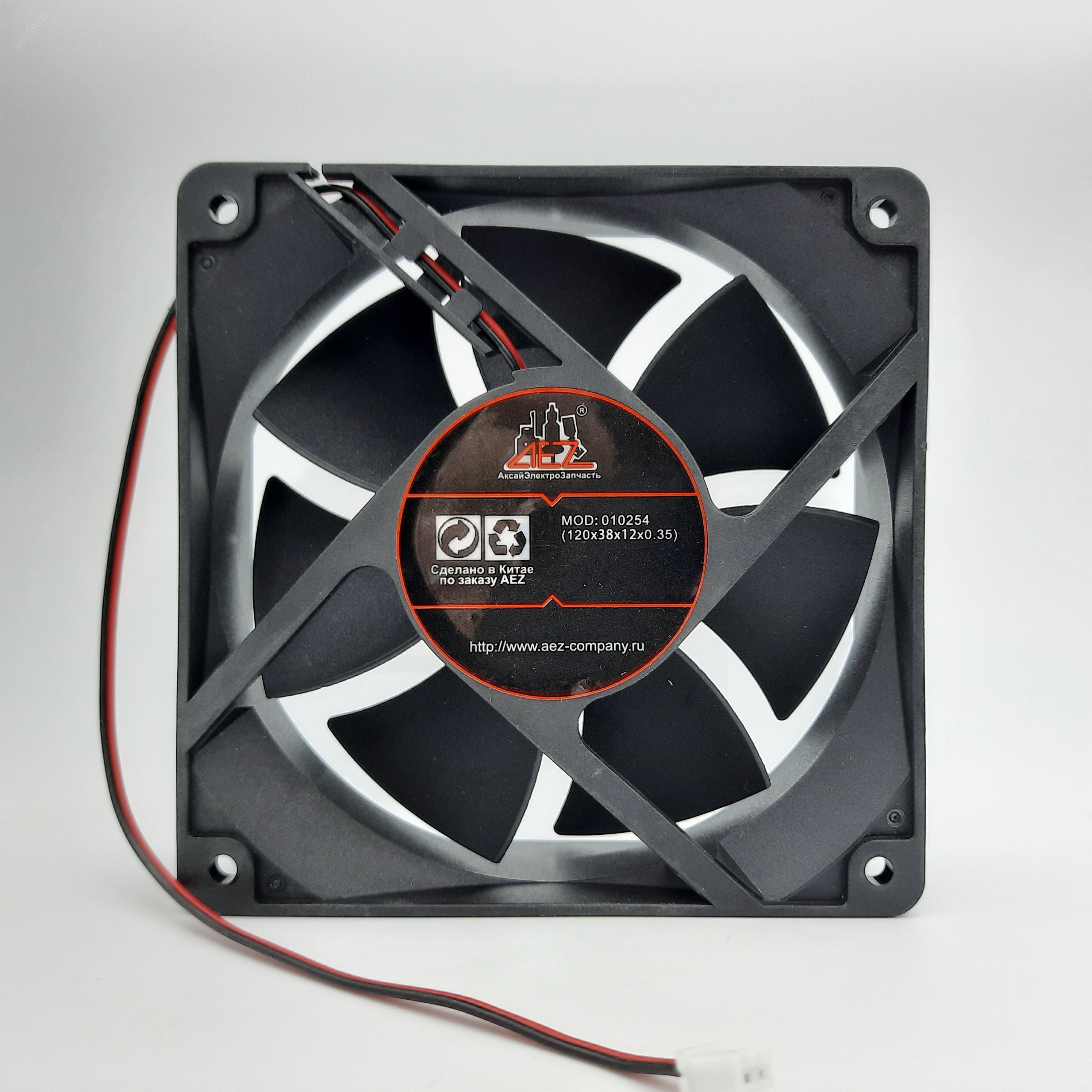 Вентилятор (кулер) для охлаждения техники (120х38х12х0,35)