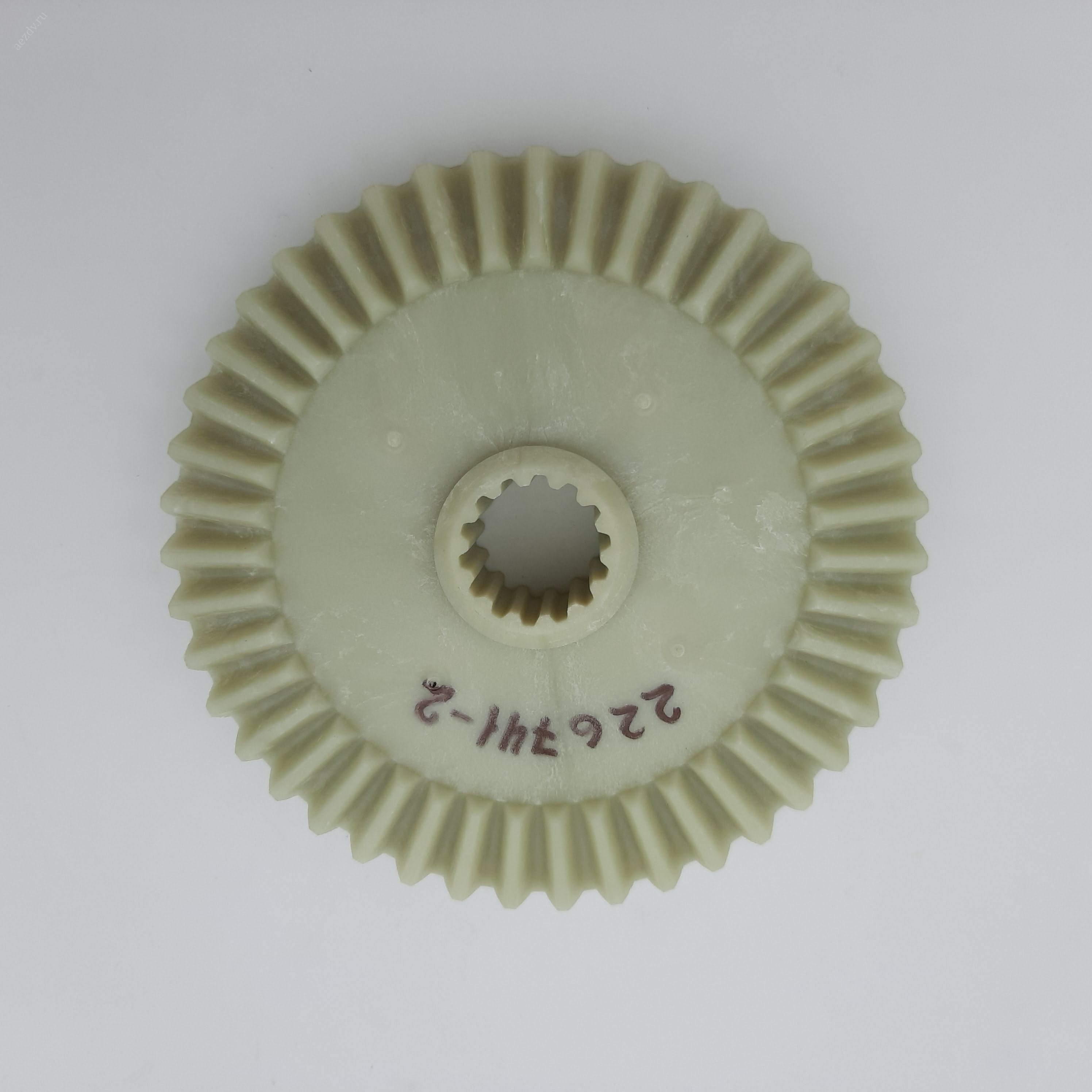 Шестерня пластиковая для электропил МАКИТА UC3000/4030A (43 зуба)