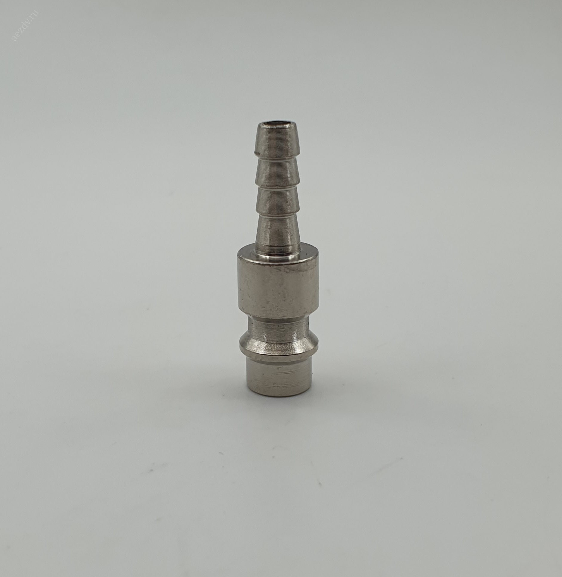 Штуцер быстросъем Pegas pneumatic елочка 6мм